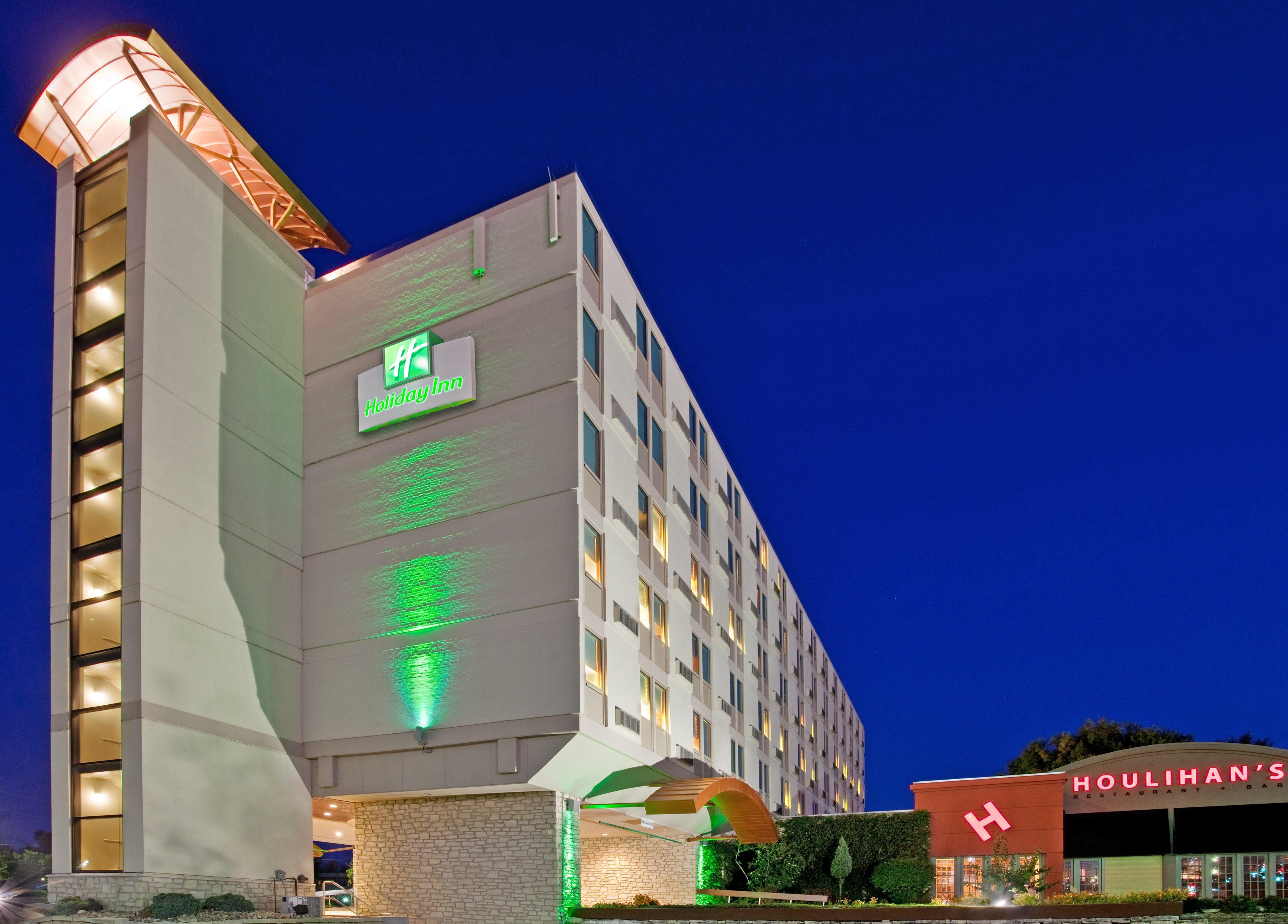 Holiday Inn At The Campus By Ihg Manhattan Exterior foto